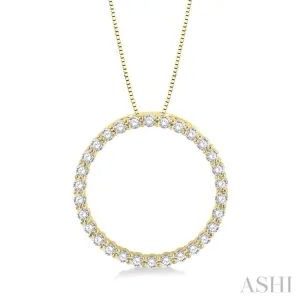 1 Ctw Circle of Love Round Cut Diamond Pendant With Chain in 14K Yellow Gold