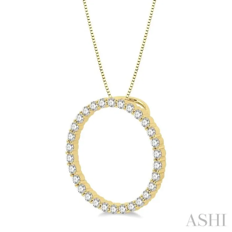 1 Ctw Circle of Love Round Cut Diamond Pendant With Chain in 14K Yellow Gold