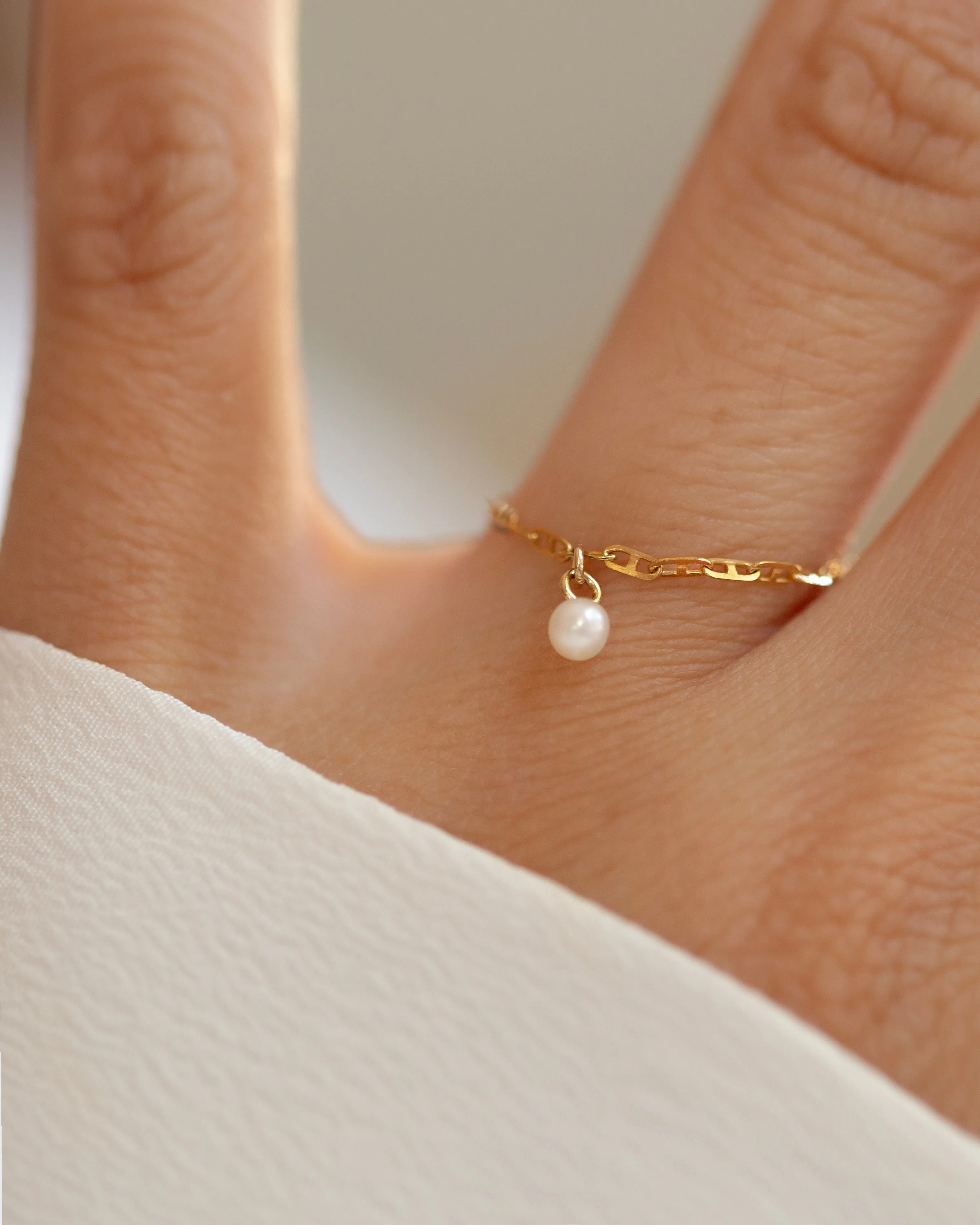 14k Gold Pearl Anchor Chain Ring