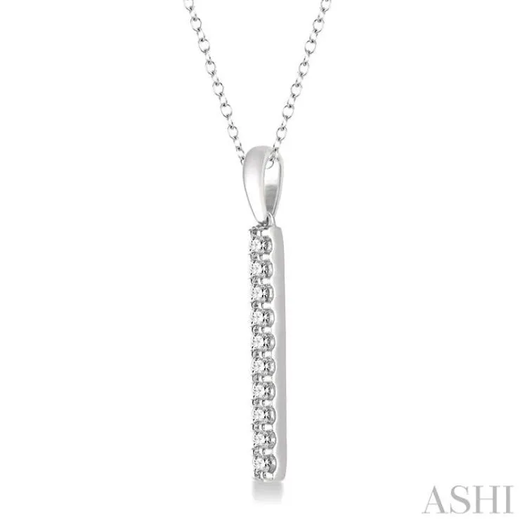 1/5 Ctw Vertical Bar Round Cut Diamond Pendant With Link Chain in 14K White Gold