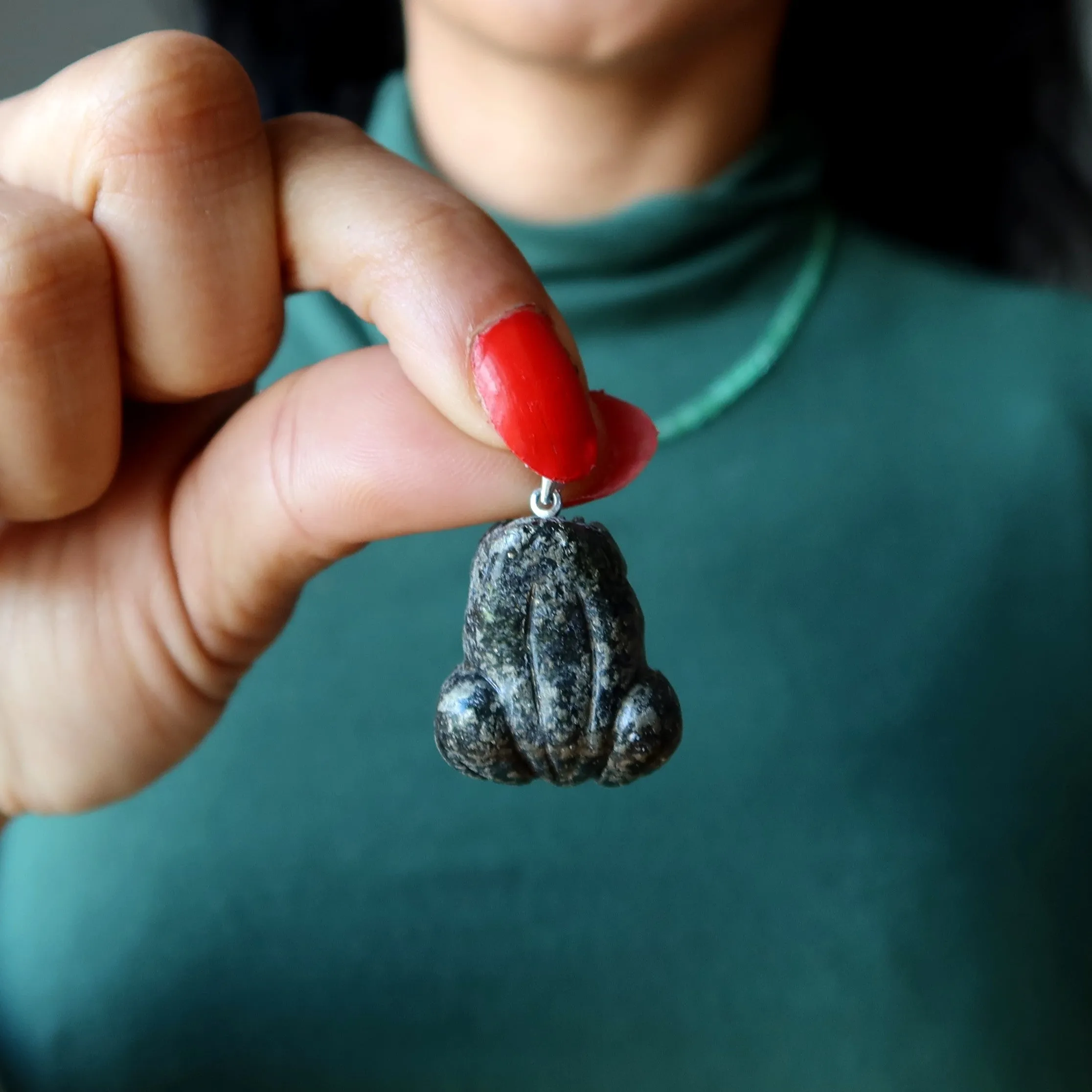 Apache Gold Pendant Zesty Frog Adventure Gold Animal