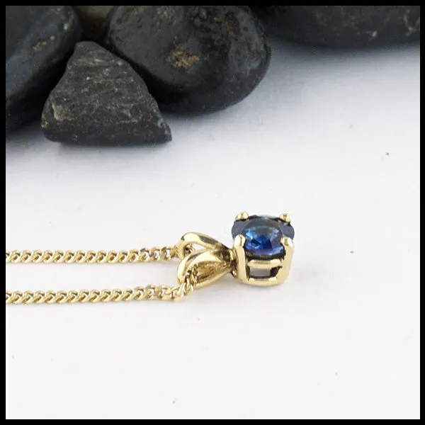 Ceylon Sapphire Solitaire Pendant