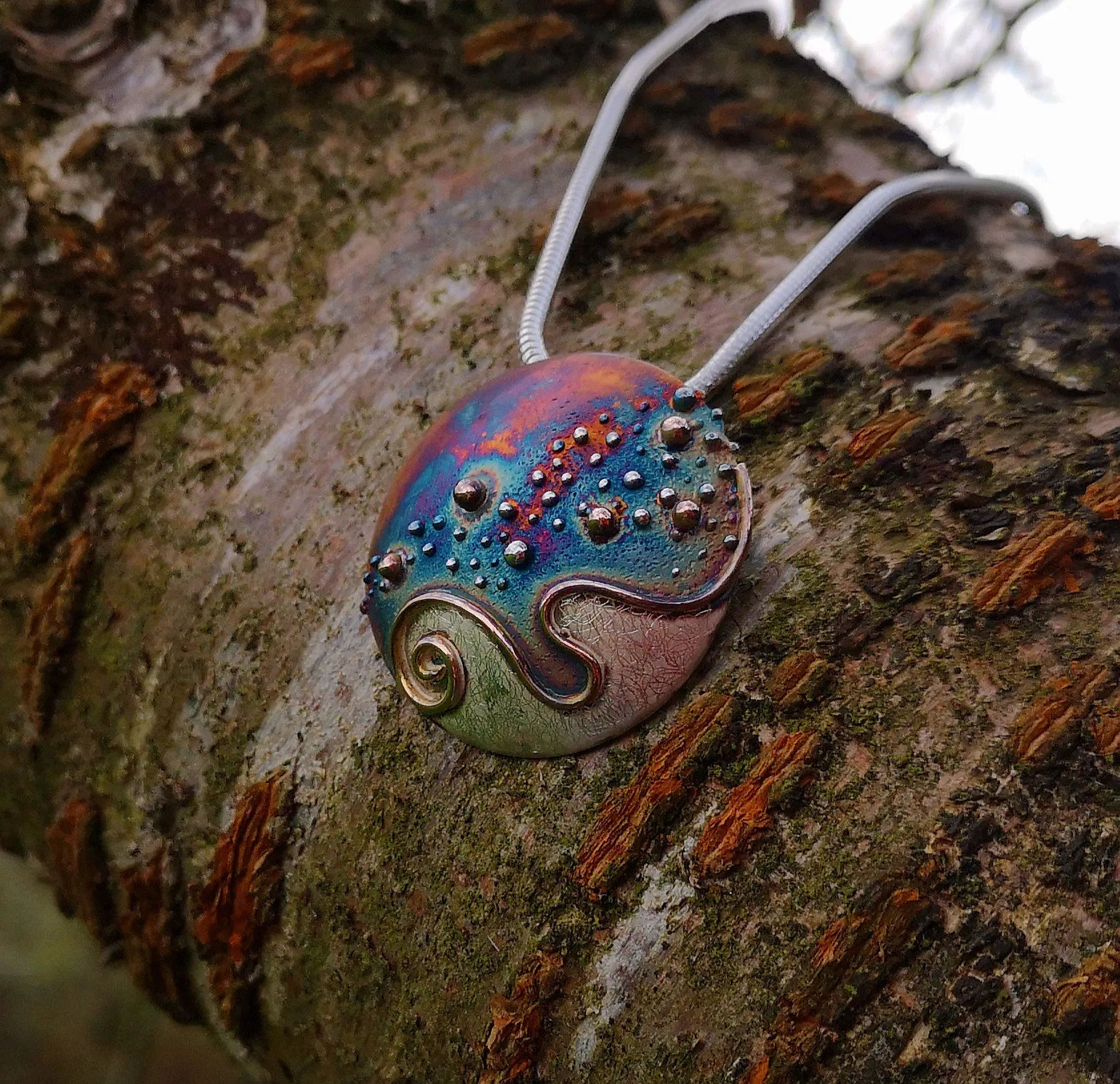 Cúrsa an tSaoil | Journey of Life Large Pendant