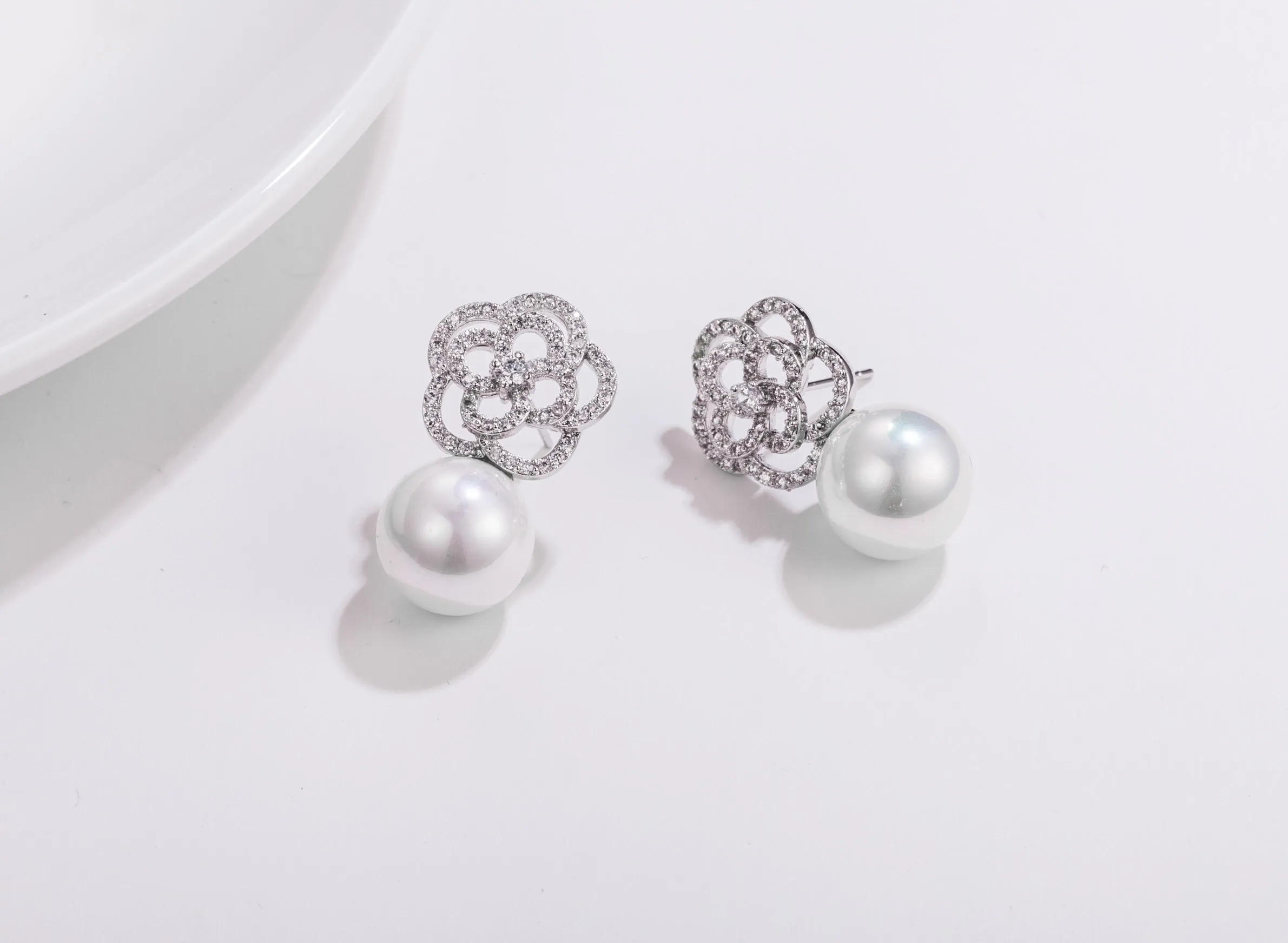 Cubic Zirconia CZ Pearl Wedding Flower Stud Earring CE10285