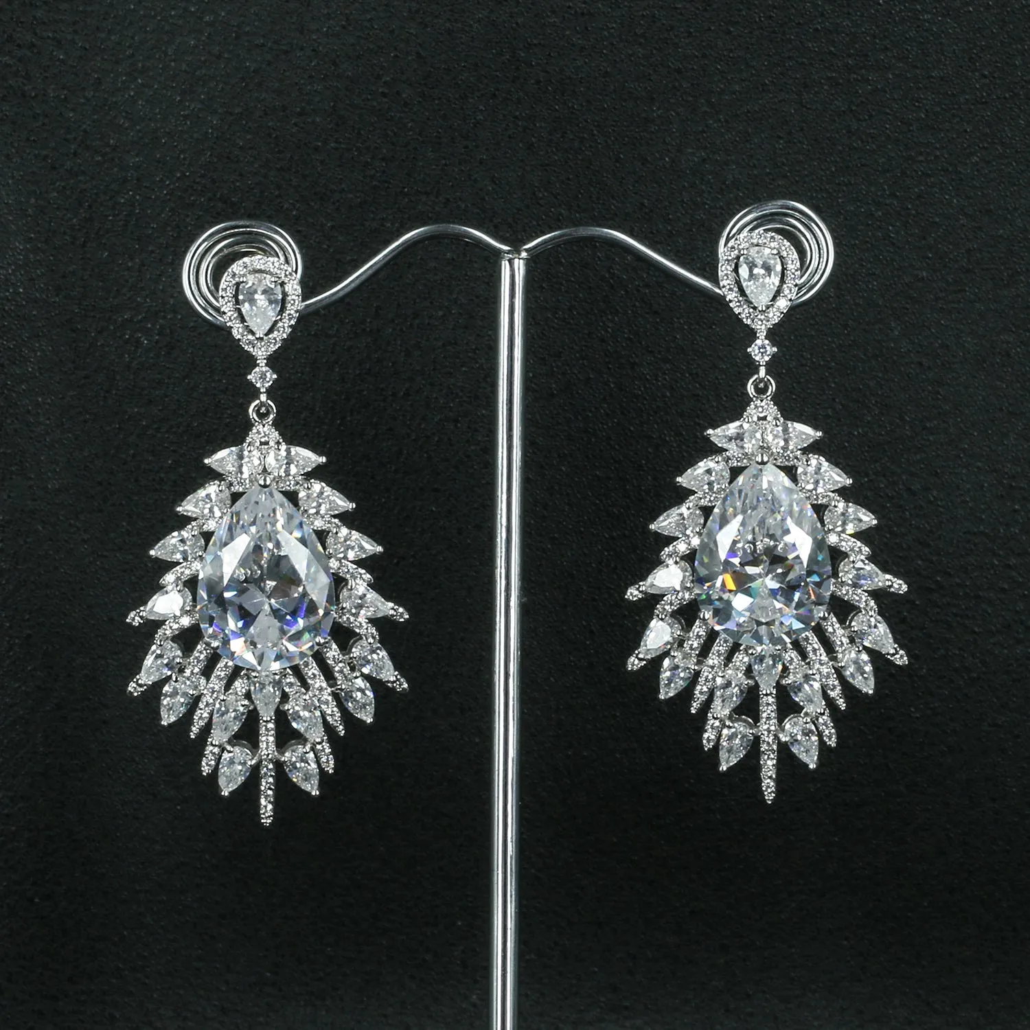 CZ Cubic Zirconia Drop Dangle Bridal Wedding Earring CE10092