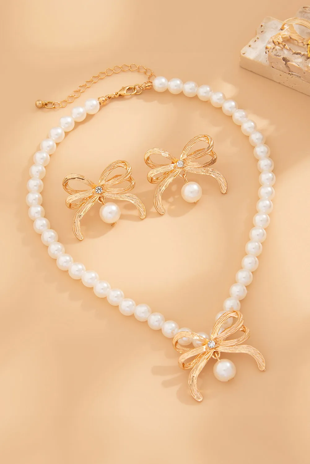 Gold Rhinestone Pearl Bow Decor Plated Necklace and Earrings Set