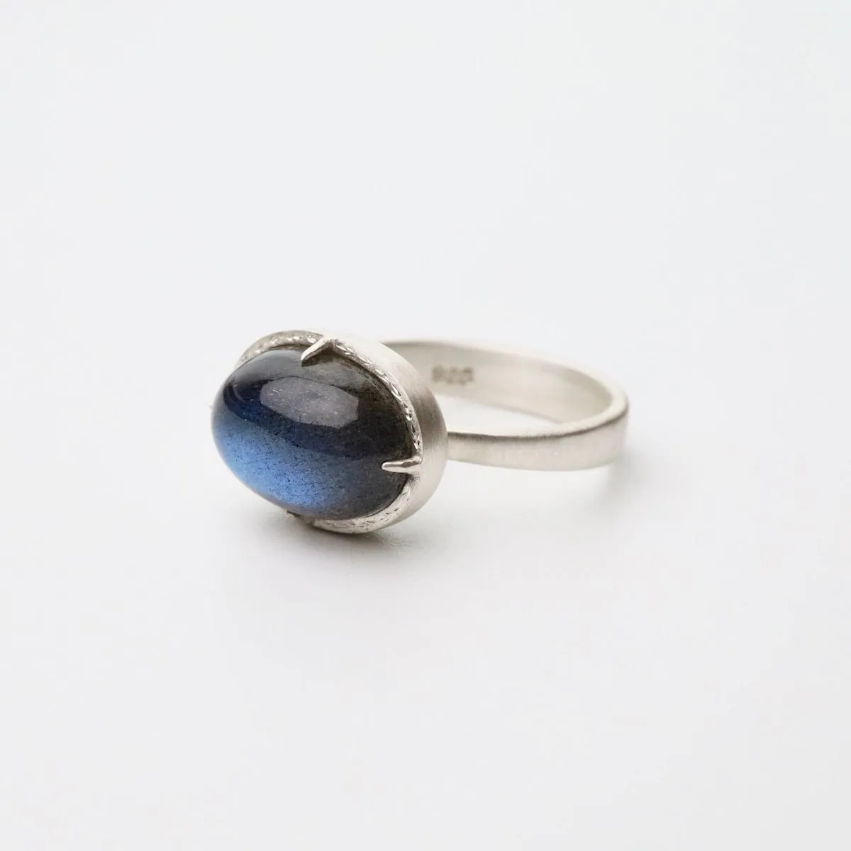 Labradorite Horizontal Prong Ring