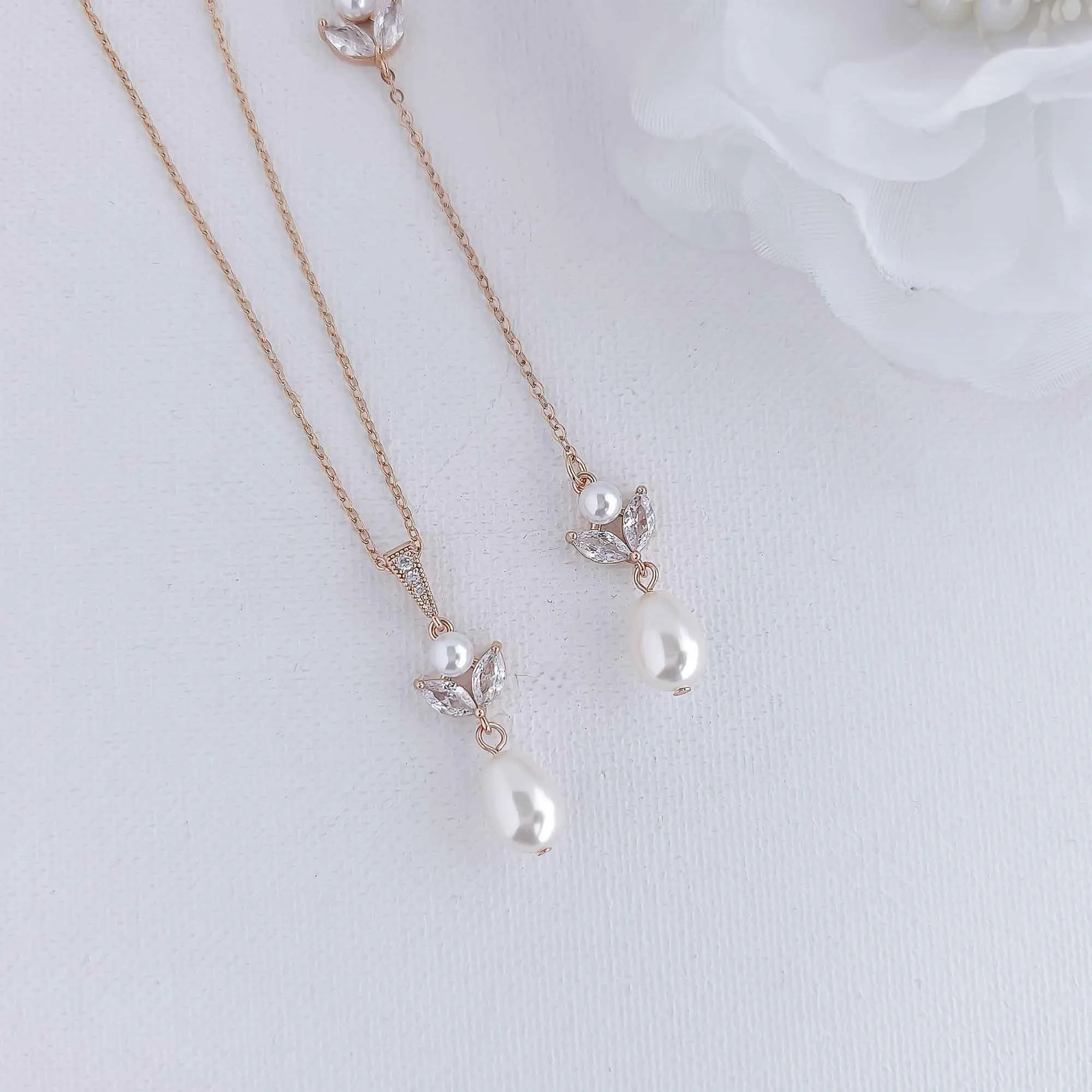 Simple Rose Gold Jewelry Set-Leila