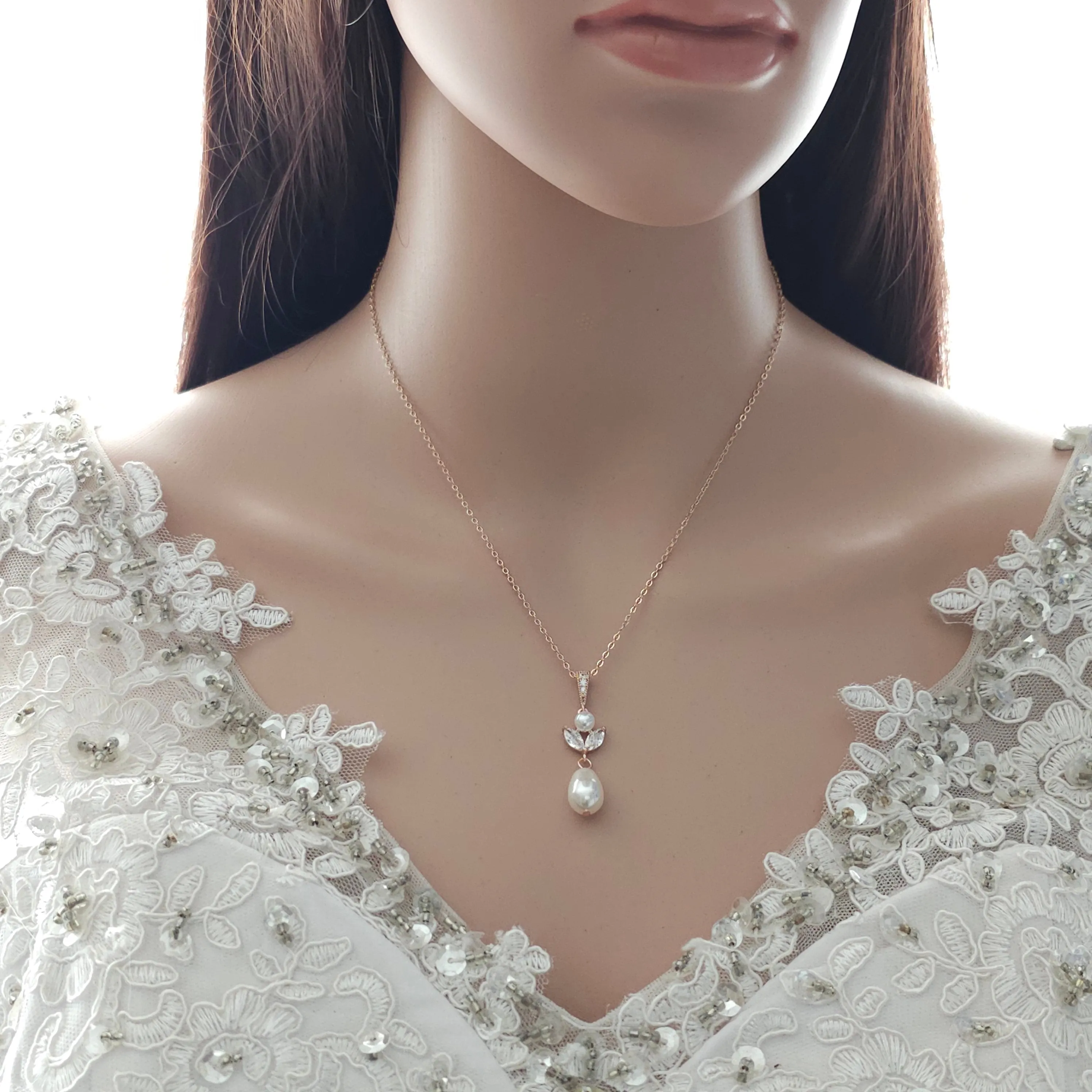 Simple Rose Gold Jewelry Set-Leila